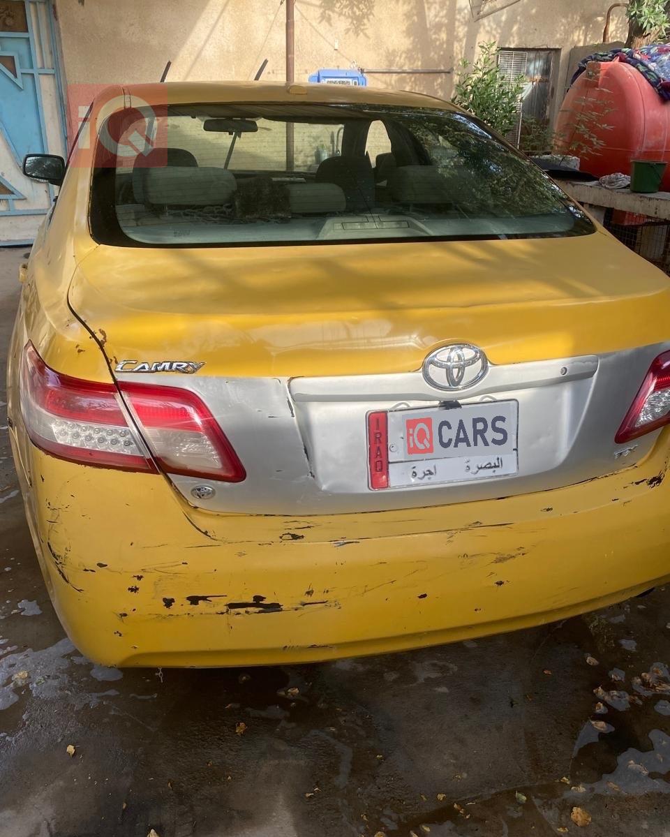 تۆیۆتا کامری